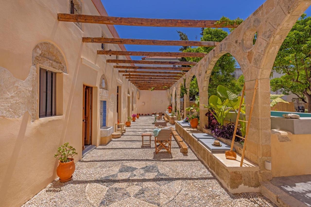 Sala Historical Luxury Suites Rhodes City Exterior foto